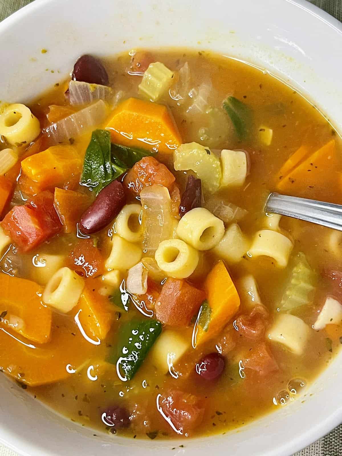 Dutch oven minestrone soup